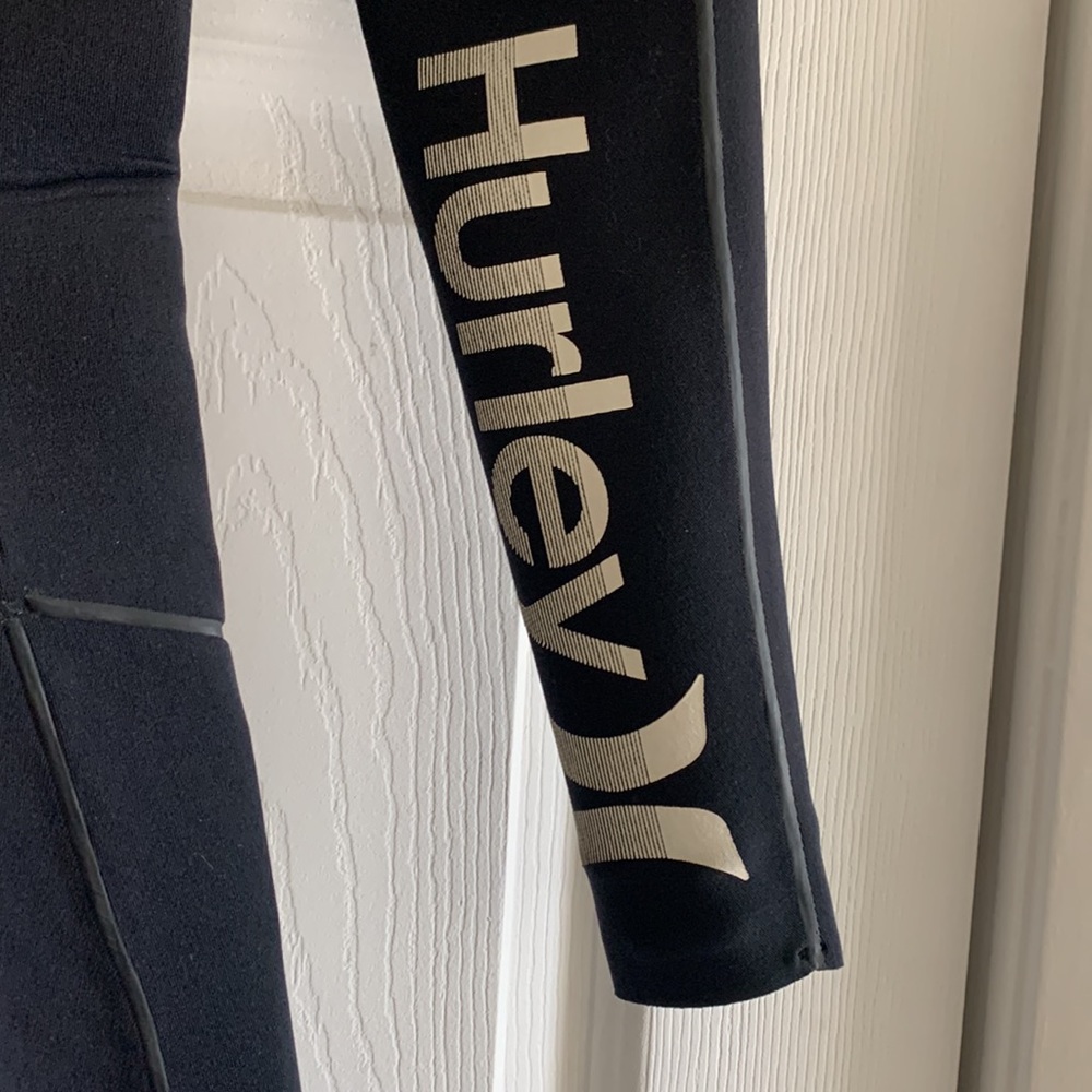 NWT Hurley Phantom 303 Women’s Full Wetsuit - Picture 4 of 14